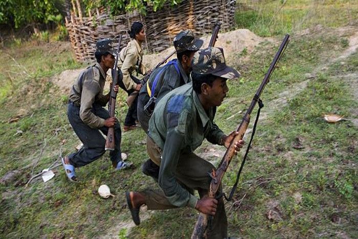 naxal attack कांकेर में सुरक्षा बलों के साथ मुठभेड़ में तीन नक्सली ढेर, एक शव और SLR बरामद