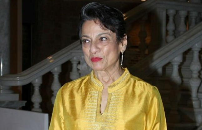 tanuja मशहूर अदाकार व अजय देवगन की सास तनुजा टीवी पर कर रही हैं डेब्यू,देखें वीडियो