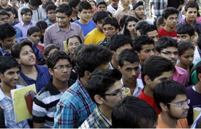 jobless IIT students देश में तीन में से एक IIT ग्रेजुएट बेरोजगार