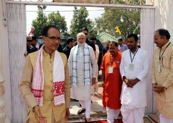 Prime Minister Narendra Modi प्रधानमंत्री की भी नहीं सुन रहे हैं मध्यप्रदेश के अफसर और अधिकारी