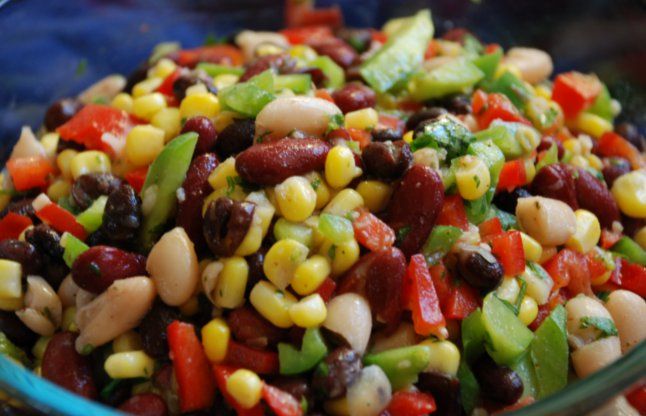 Mexican Salad कुछ चटपटा खाने का मन करे तो खाएं हैल्दी मैक्सिकन सैलेड