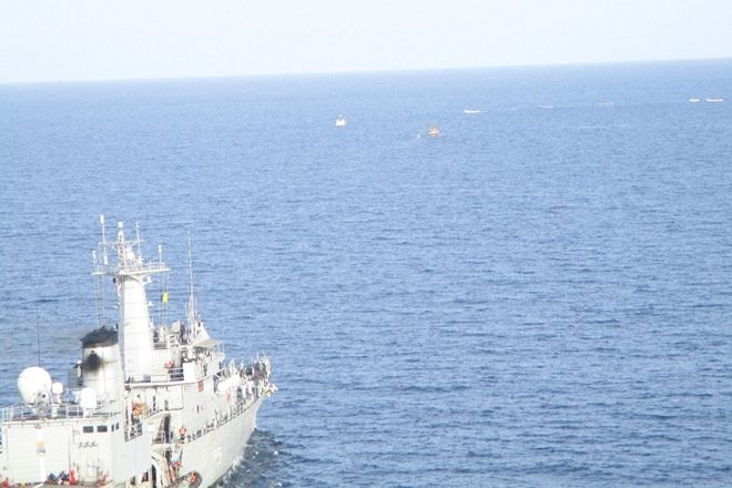 INS Sharda भारतीय नौसेना ने नाकाम की समुद्री डकैती की कोशिश, देखें वीडियो