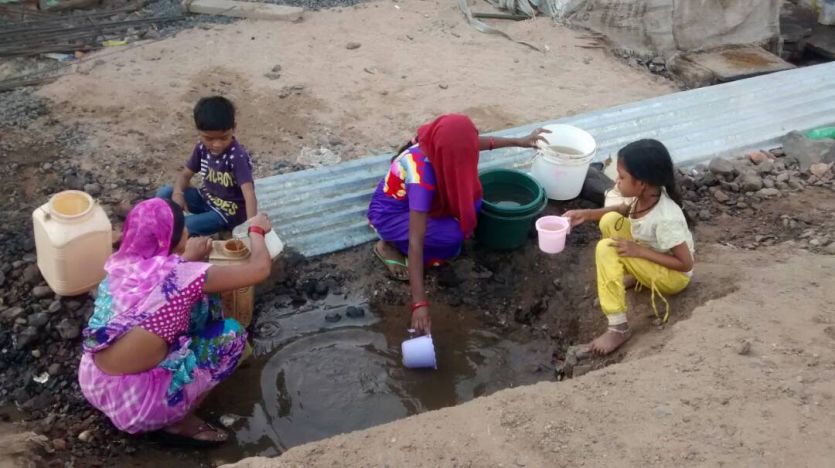 jhabua प्रतिदिन हो रही पानी की बर्बादी