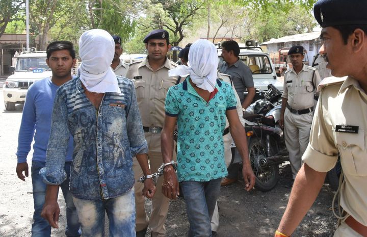 Mentally speaking abused word, Two youths killed मानसिक रोगी के अपशब्द कहने पर की थी दो युवकों ने हत्या