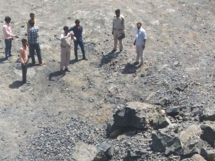 BJP president Bajrang Purohit, Mine was in Blasti भाजपा के पूर्व अध्यक्ष बजरंग पुरोहित की खदान में ही हुई थी ब्लास्टिंग