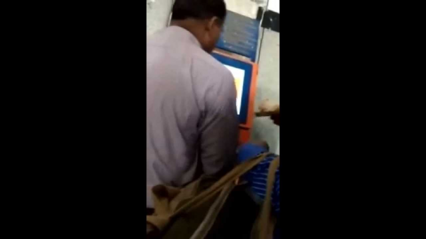 kannauj टिकटों की कालाबाजारी का पर्दाफाश, मौके से एक एजेंट गिरफ्तार
