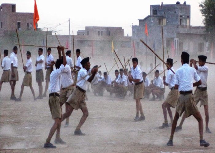 rss 3 दुश्मन को धूल चटा देंगे ये डाक्टर-इंजीनियर, युद्ध के लिए हो रहे हैं ट्रेंड, बजा रहे बिगुल