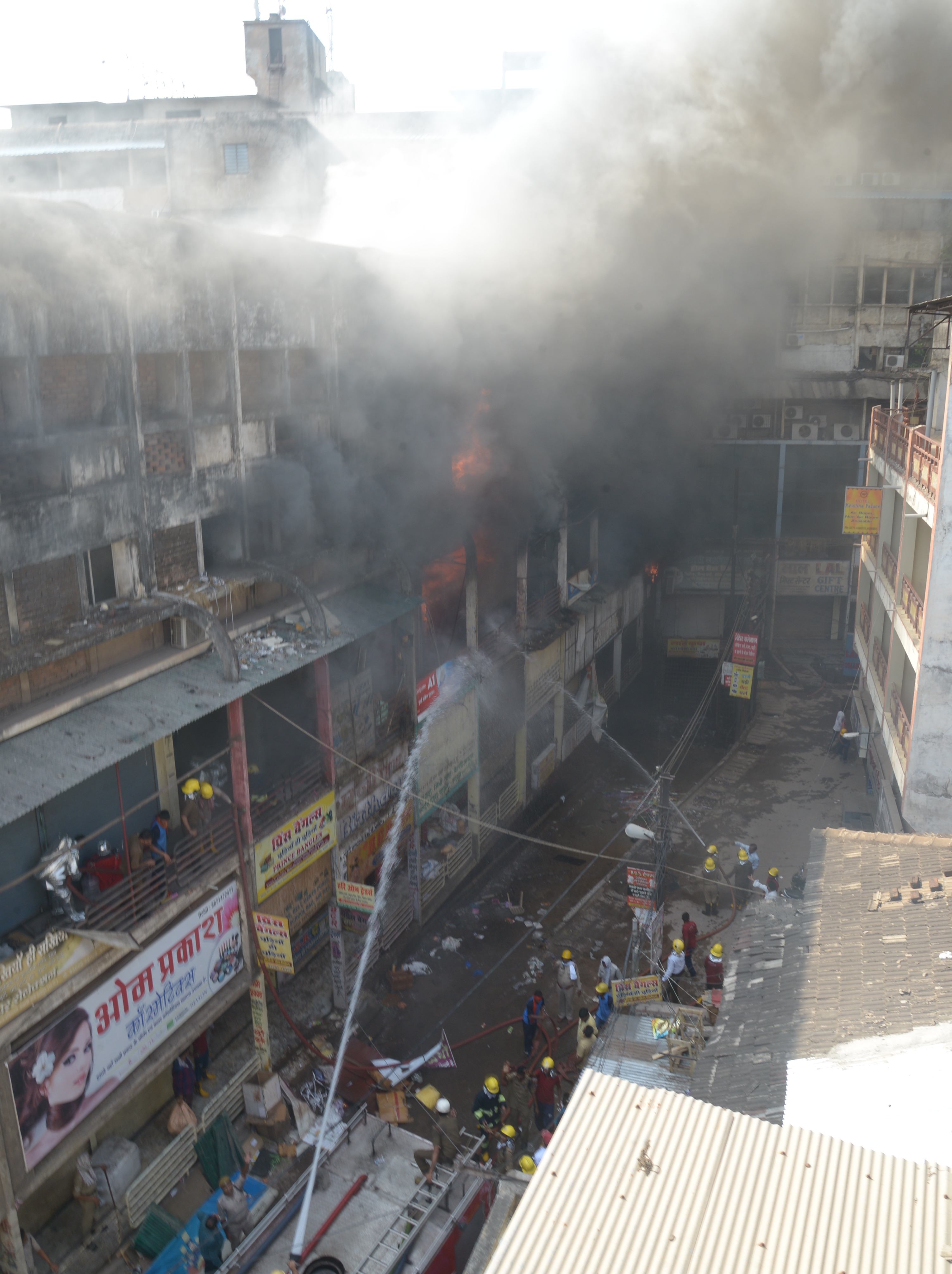 Fire in Ravi Complex Fire in Ravi Complex