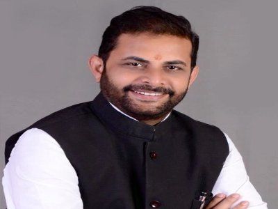 Akhilesh Soni मंत्री बृजमोहन ने कहा था हटाओ कब्जा, इधर BJP जिलाध्यक्ष उसी का मांग रहे पट्टा