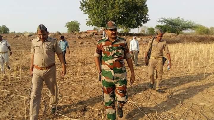 chitrakoot यहां नहीं दिख रहा सरकार का खौफ, खनन माफिया बनने की राह पर इनामी डकैत