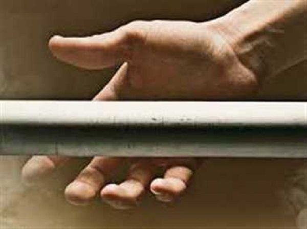 Murder पत्नी की रॉड से हत्या, आरोपी पति फरार