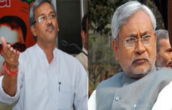 Uttarakhand Chief Minister trivendra singh rawat on home delivery of liquor in bihar उत्तराखंड के सीएम रावत बोले- बिहार में होती है 'शराब की होम डिलिवरी'