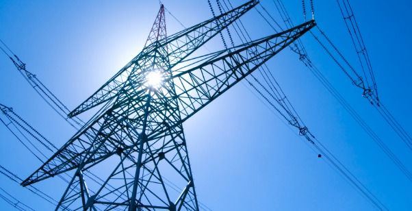 electrycity ट्रांस हिंडन में घंटों की बिजली कटौती से बेदम हुए लोग