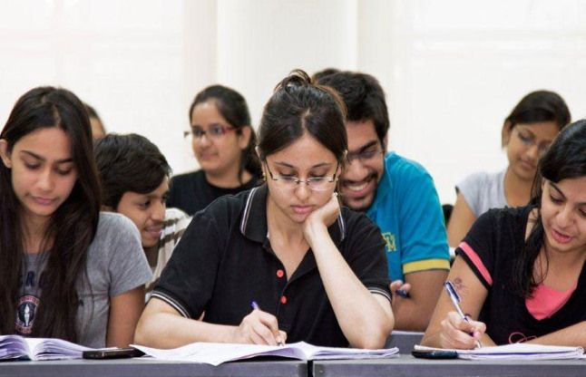 college students स्टूडेंट्स के लिए गुड न्यूज, अब ऐसे कर सकेंगे डाक्यूमेंट्स का वेरिफिकेशन