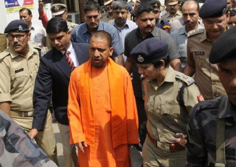 CM Yogi Adityanath योगी सरकार के एक्शन से उड़ गए खनन माफियाओं के होश