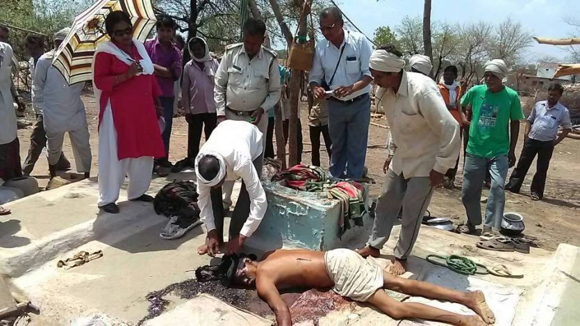 damoh लखरौनी में साहूकार की हत्या तो बांसा कलां में पुत्र ने पिता को उतारा मौत के घाट