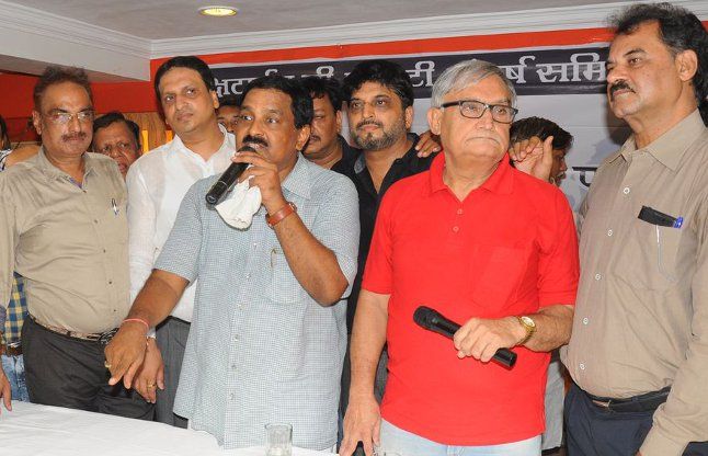 surat जीएसटी के विरोध में कपड़ा व्यापारी 24 जून से रखेंगे बाजार बंद
