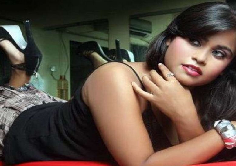 Bhojpuri actress Anjali Srivastava-1 इलाहाबाद की रहने वाली इस फेमस एक्ट्रेस ने मुंबई में की आत्महत्या