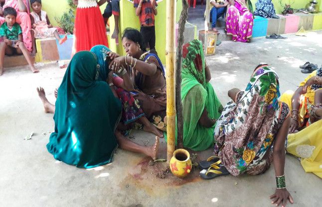 Tragedy: On one side, the daughter's marriage, on त्रासदी : एक तरफ उठी बेटी की डोली तो दूसरी तरफ पिता की अर्थी