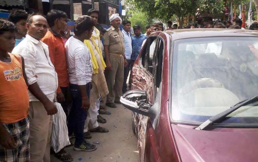 Road accident बारातियों से भरी
कार में बस ने मारी टक्कर, चार घायल