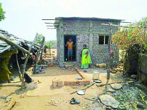 PM housing सामग्री महंगी तो कैसे बन पाएंगे पीएम आवास