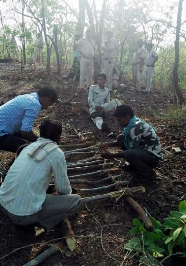 Hoshangabad
बफर जोन के जंगल में मिला विक्षिप्त युवक का नग्र शव
