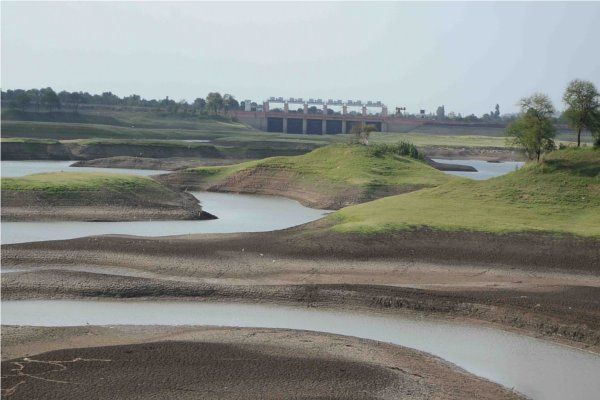 gambheer 20-day water - Narmada water proposal is गंभीर में 20 दिन का पानी, नर्मदा जल का प्रस्ताव तक तैयार नहीं