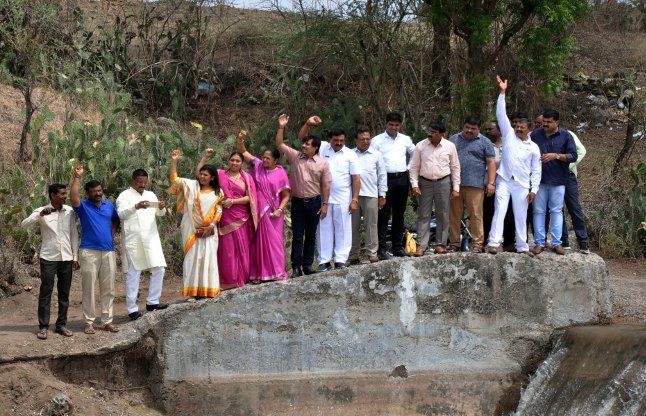 ahmedabad त्रंबा त्रिवेणी संगम पहुंचा नर्मदा का नीर