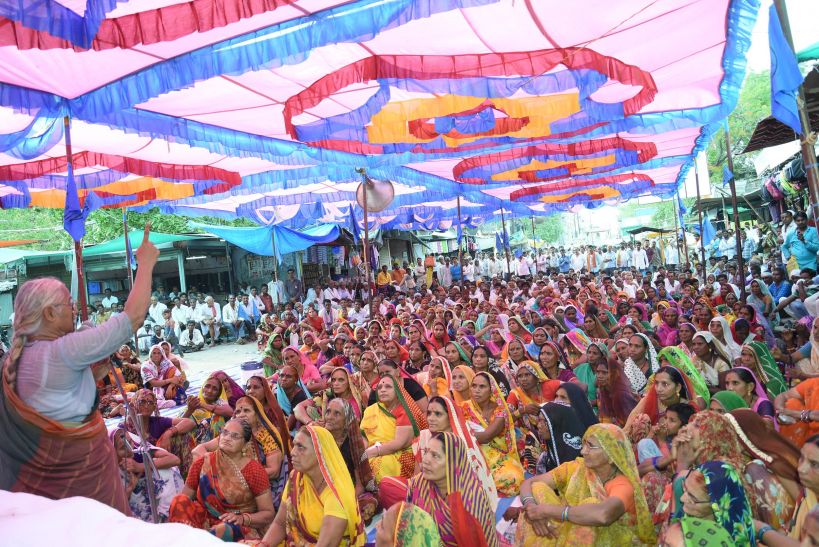 Dhar 15946 परिवारों को डूब क्षेत्र से बाहर कर दिया: पाटकर