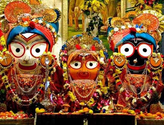 Lord Jagannath श्रीजगन्नाथ पुरी रथयात्रा की तैयारी जोरों पर, स्वस्थ हुए महाप्रभु