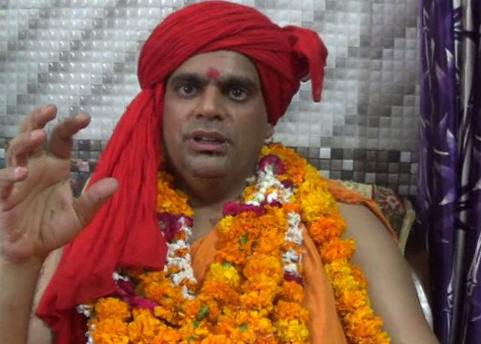 Swami Chakrapani धर्मगुरु ने प्रधानमंत्री नरेंद्र मोदी पर लगाए गंभीर आरोप, देखें वीडियो