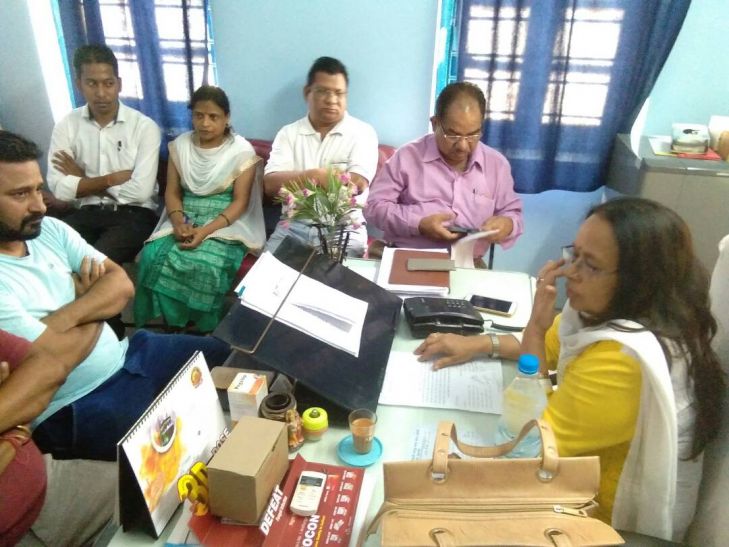 lormi, mungeli लापरवाही पर केन्द्र अधीक्षक को हटाने के लिए दिए निर्देश, एक नर्स निलम्बित