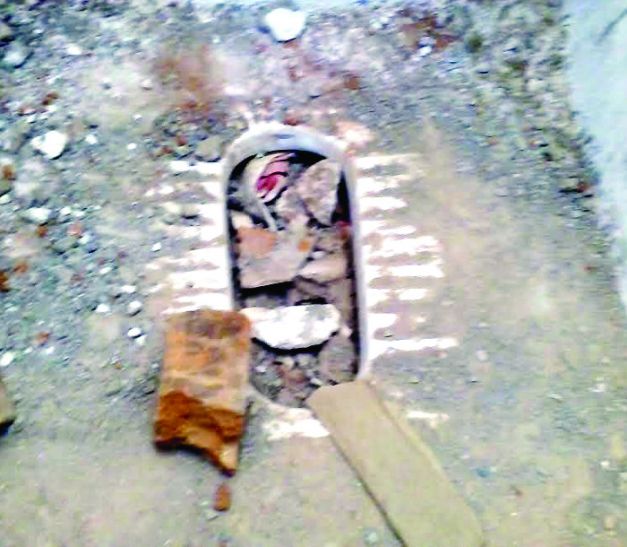 girls hostel ये है कन्या आश्रम का शौचालय, हालत देख आप भी कहेंगे शर्म आनी चाहिए