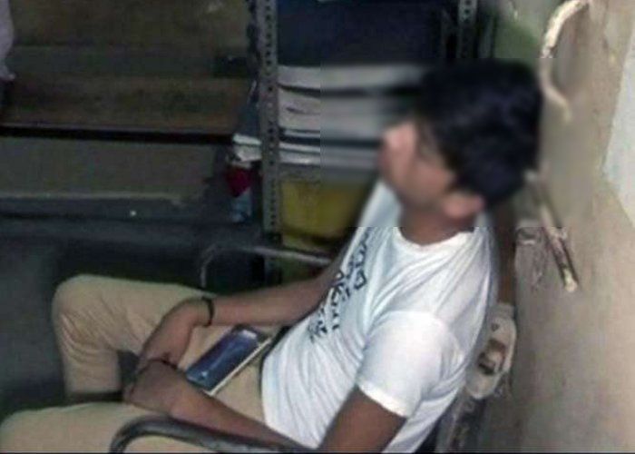 police स्टूडेंट से यह युवक करता था छेड़छाड़,लड़की ने किया इंग्नोर तो पहुंचा घर फिर खुला ये राज