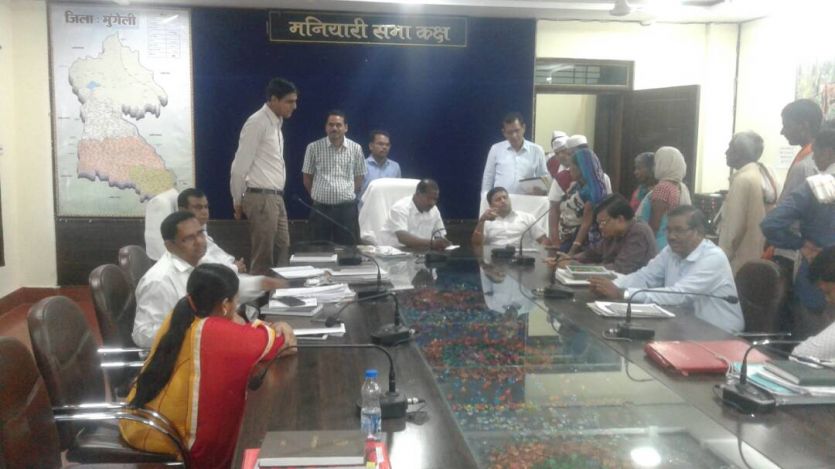 mungeli राजस्व प्रकरणों के निपटारे में तेजी लाएं अफसर