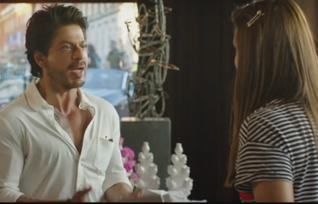 srk #JHMSMiniTrail3: अनुष्का की हरकतों से परेशान हुए शाहरुख, देखें वीडियो