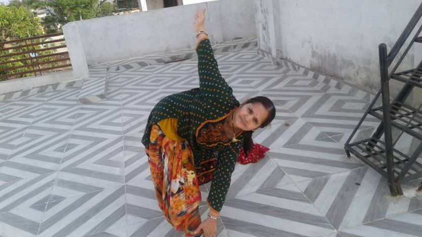 Overcoming the disease given by yoga, now the colo योग से दी बीमारी को मात, अब लोगों के जीवन में भर रहे खुशियों के रंग,