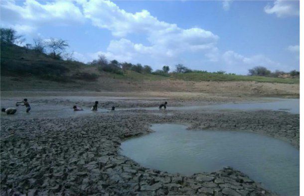 contaminated water...water crisis - People's Healt दूषित पानी... जल संकट - बन रहा लोगों की स्वास्थ्य समस्या