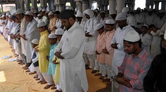 Alvida juma अकीदत के साथ अता की गई अलविदा जुमा की नमाज