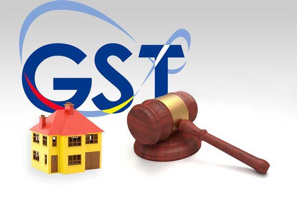 gst disadvantages GST: सरकार ने कहा- घर होंगे सस्ते, बिल्डरों ने कहा, महंगा होगा