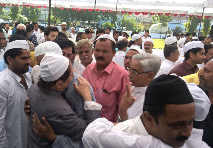 eid हो गया ऐलान, देश भर में सोमवार को मनाई जाएगी ईद