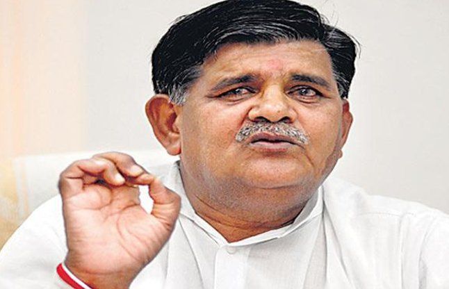 anand pal इतने बेखबर और बेबस!