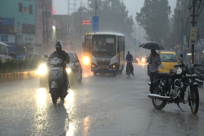 Raipur News : Today And Tomorrow Will Heavy Rain In Chhattisgarh - छत्तीसगढ़ में बना चक्रवात, प्रदेश के इन इलाकों में होगी भारी बारिश | Patrika News