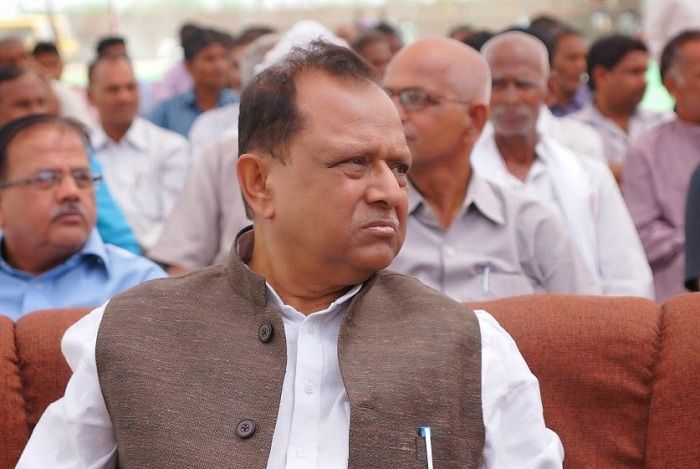 Cabinet Minister Moti Singh Controversial Statemen CM योगी के कैबिनेट मेंत्री बोले 15 दिन में काम पूरा न हो तो विधायकों के साथ कर देना ये काम