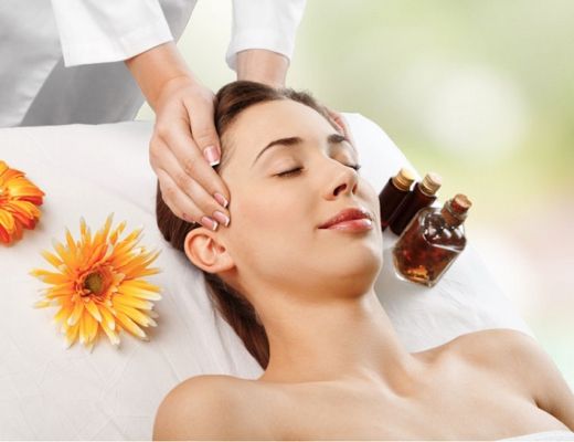 Benefits of skin oil मानसून में त्वचा की समस्याओं से यूं पाएं छुटकारा