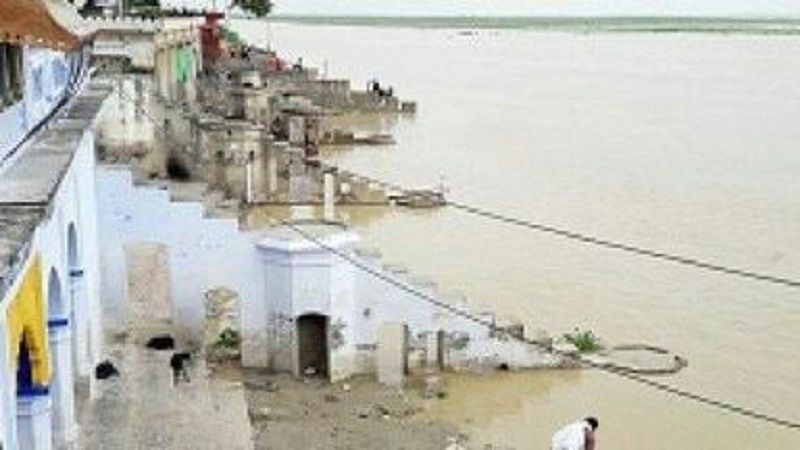 River नदियों के जलस्तर में तेजी से दहशत में ग्रामीण