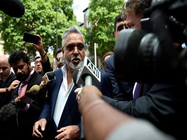 Vijay Mallya माल्या ने कहा- मैं भगोड़ा नहीं हूं, इंग्लैंड में सन 92 से रह रहा हूं, CBI ने पेश किए सबूत