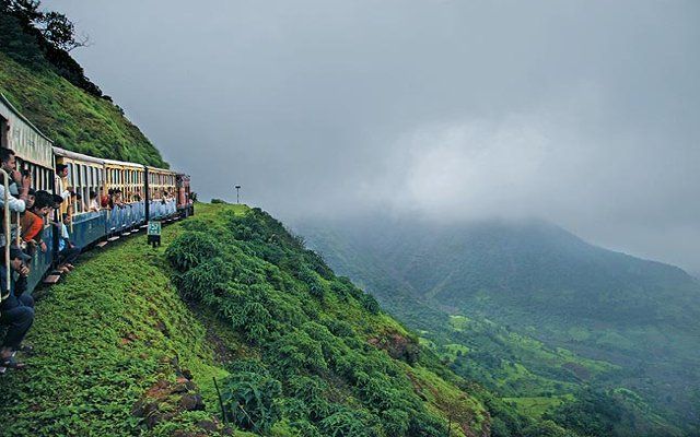 hill station हिल स्टेशन पर घूमने जाना चाहते हैं तो जाएं इन जगहों पर
