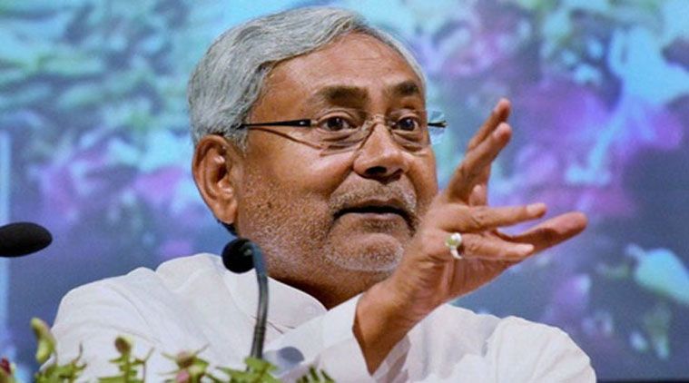 Nitish Kumar तेजस्वी नहीं देंगे इस्तीफा तो नीतीश खुद छोड़ सकते हैं कुर्सी !