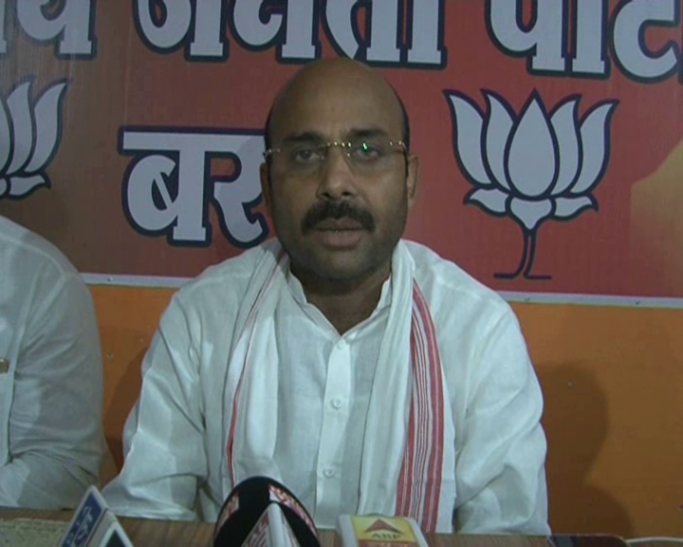 Bjp Mp Harish Dwivedi योगी सरकार के बजट में किसान व मजदूर के हितों का रखा गया ख्याल: हरीश द्विवेदी